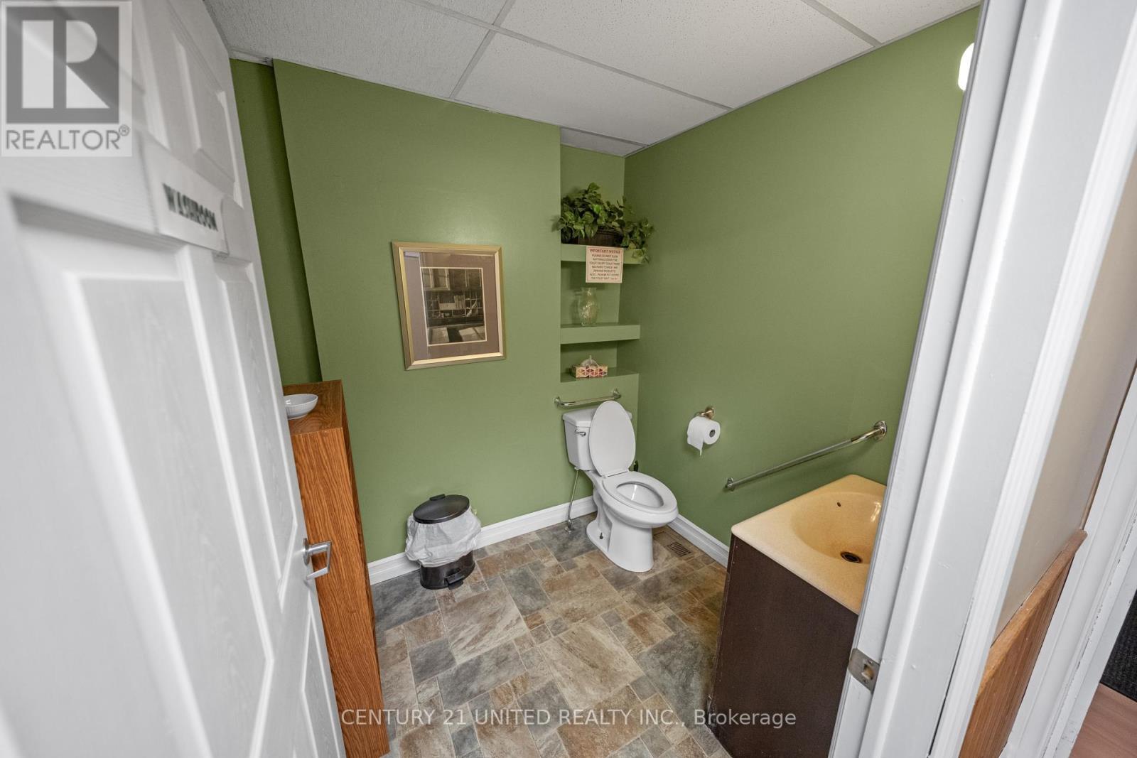 283 George Street N, Peterborough, Ontario  K9J 3H3 - Photo 9 - X12285836