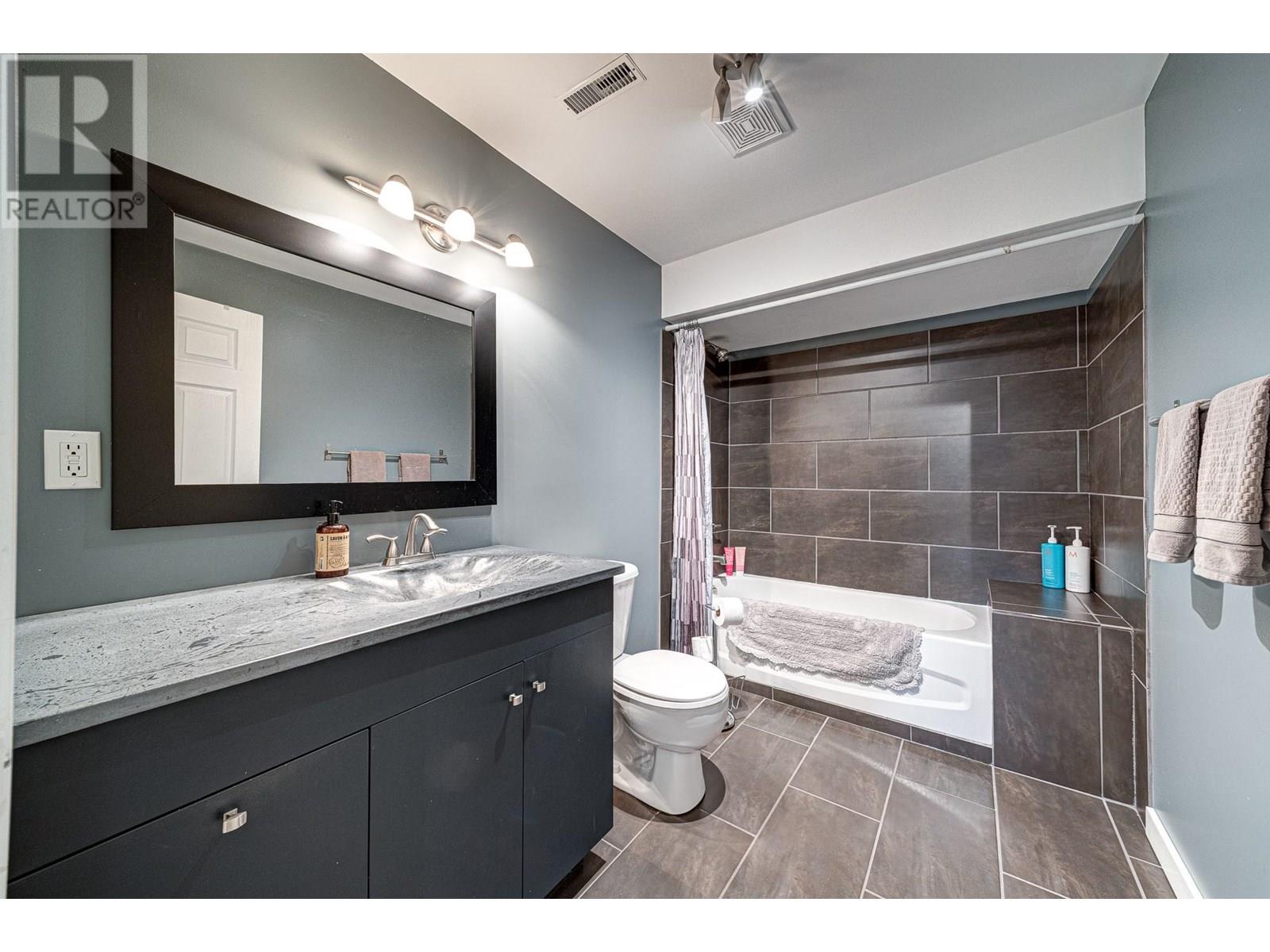 48 Darby Crescent, Elkford, British Columbia  V0B 1H0 - Photo 39 - 10355596