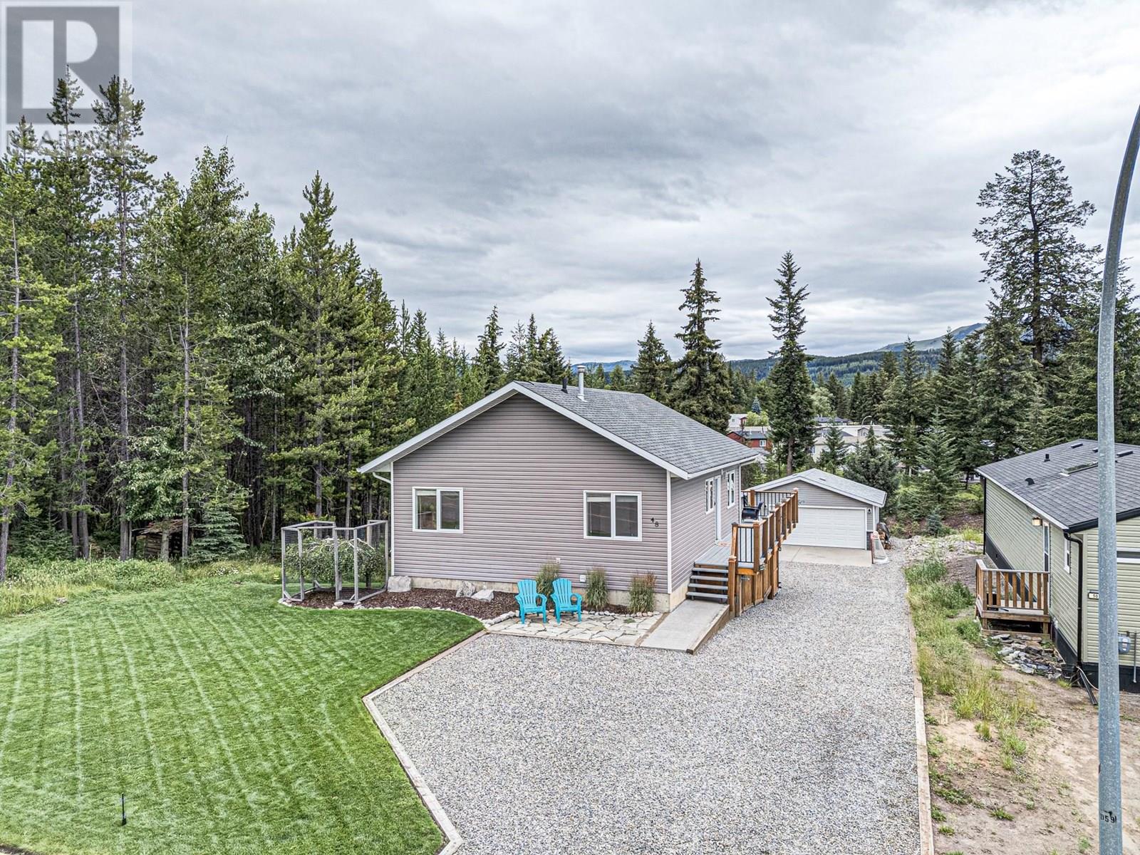 48 Darby Crescent