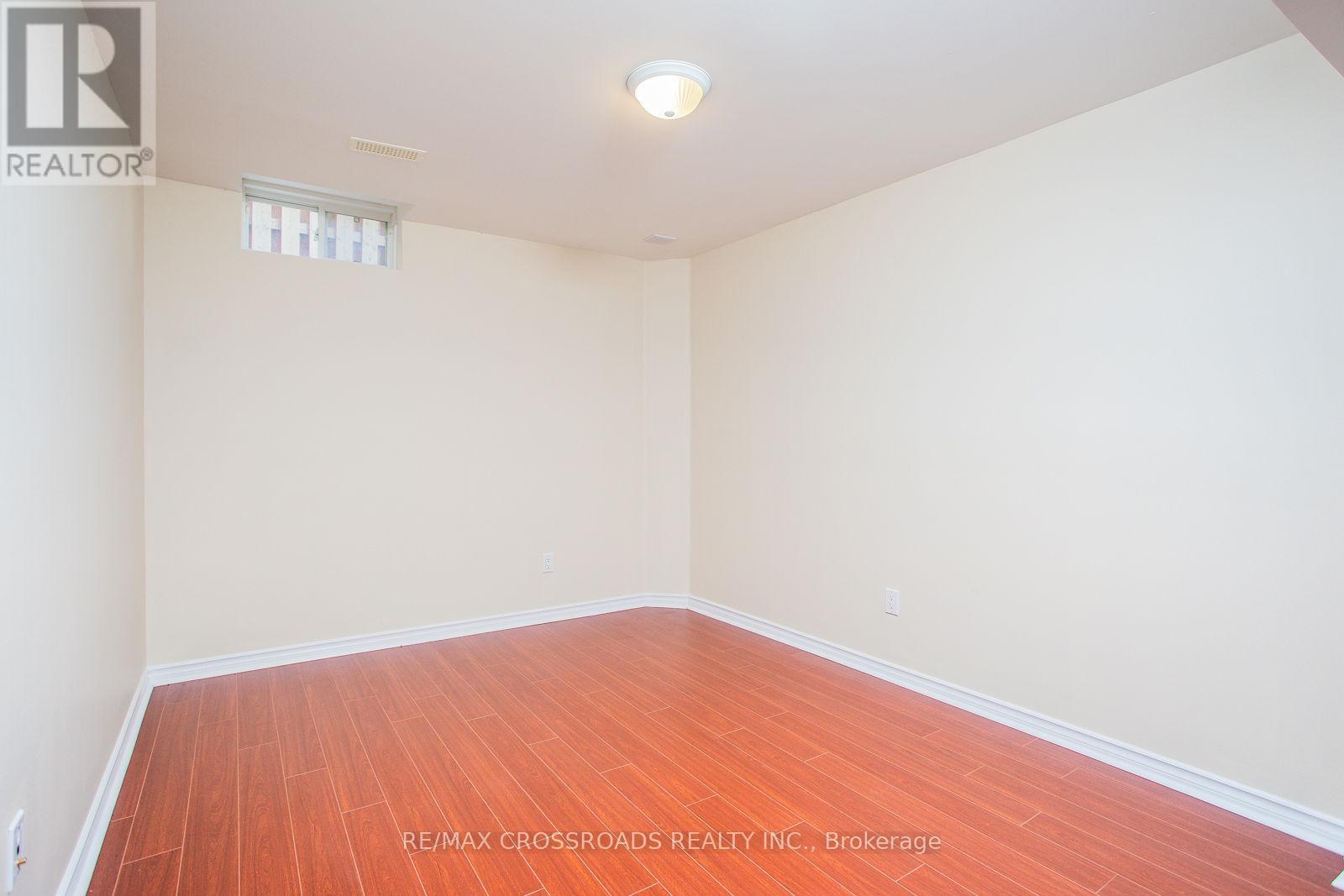 23 River Heights Drive, Brampton, Ontario  L6P 2M9 - Photo 5 - W12285794