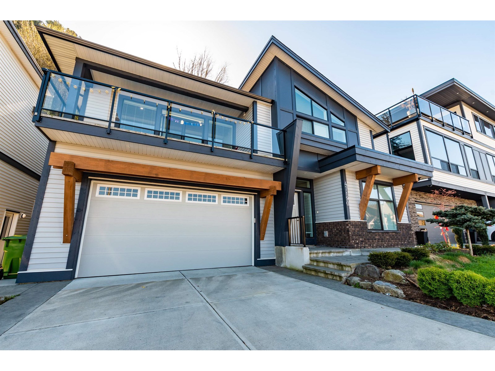 Property at 47190 SYLVAN DRIVE image 2
