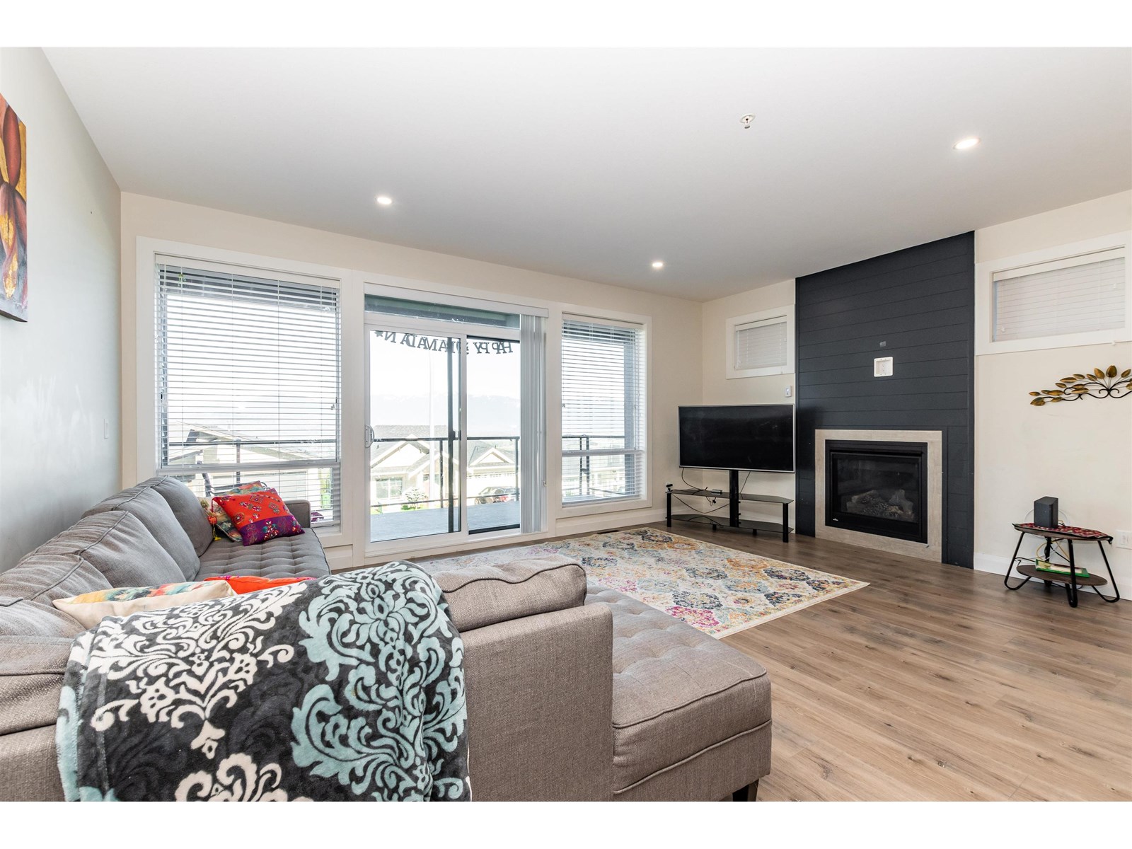 Property at 47190 SYLVAN DRIVE image 5
