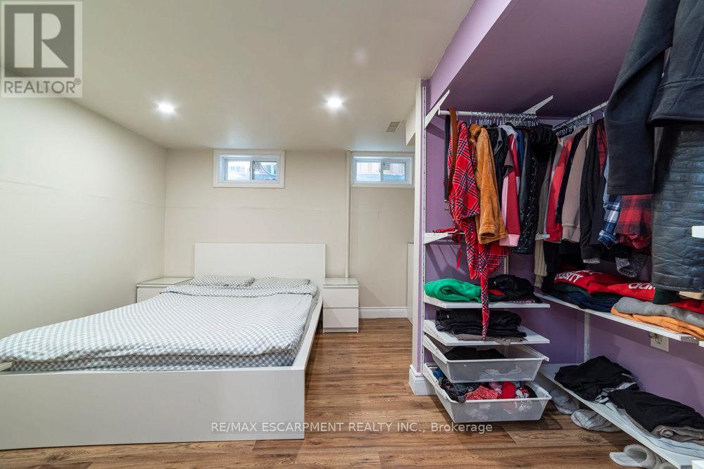 9 Bing Crescent, Hamilton, Ontario  L8E 3Z4 - Photo 16 - X12285780