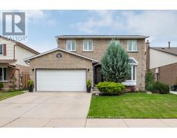 9 BING CRESCENT, Hamilton, Ontario