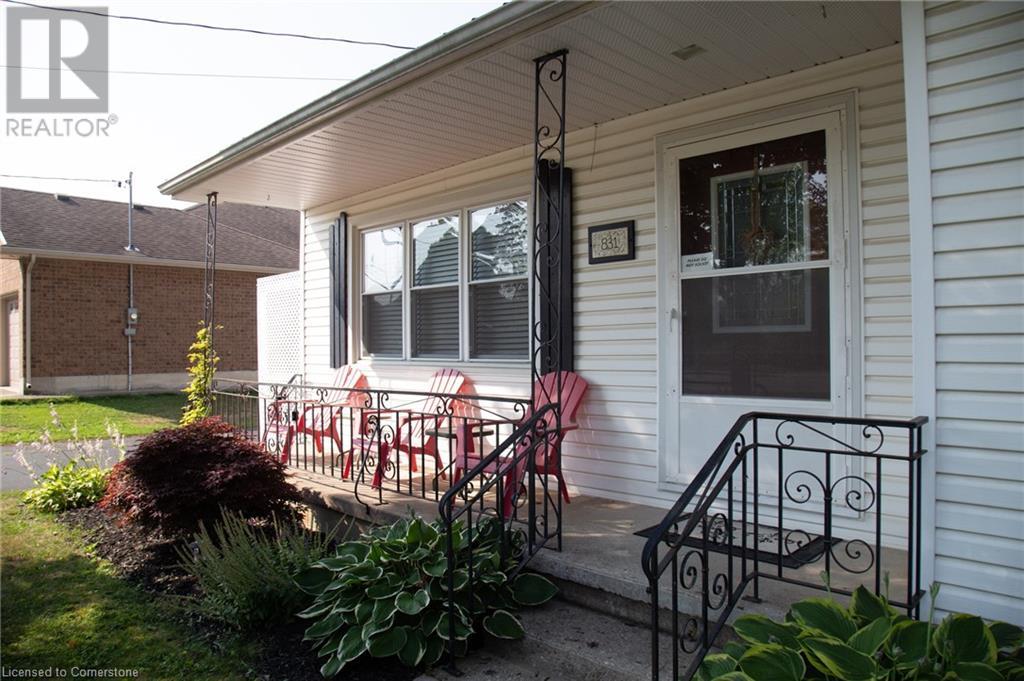 Property at 831 MAIN Street image 4