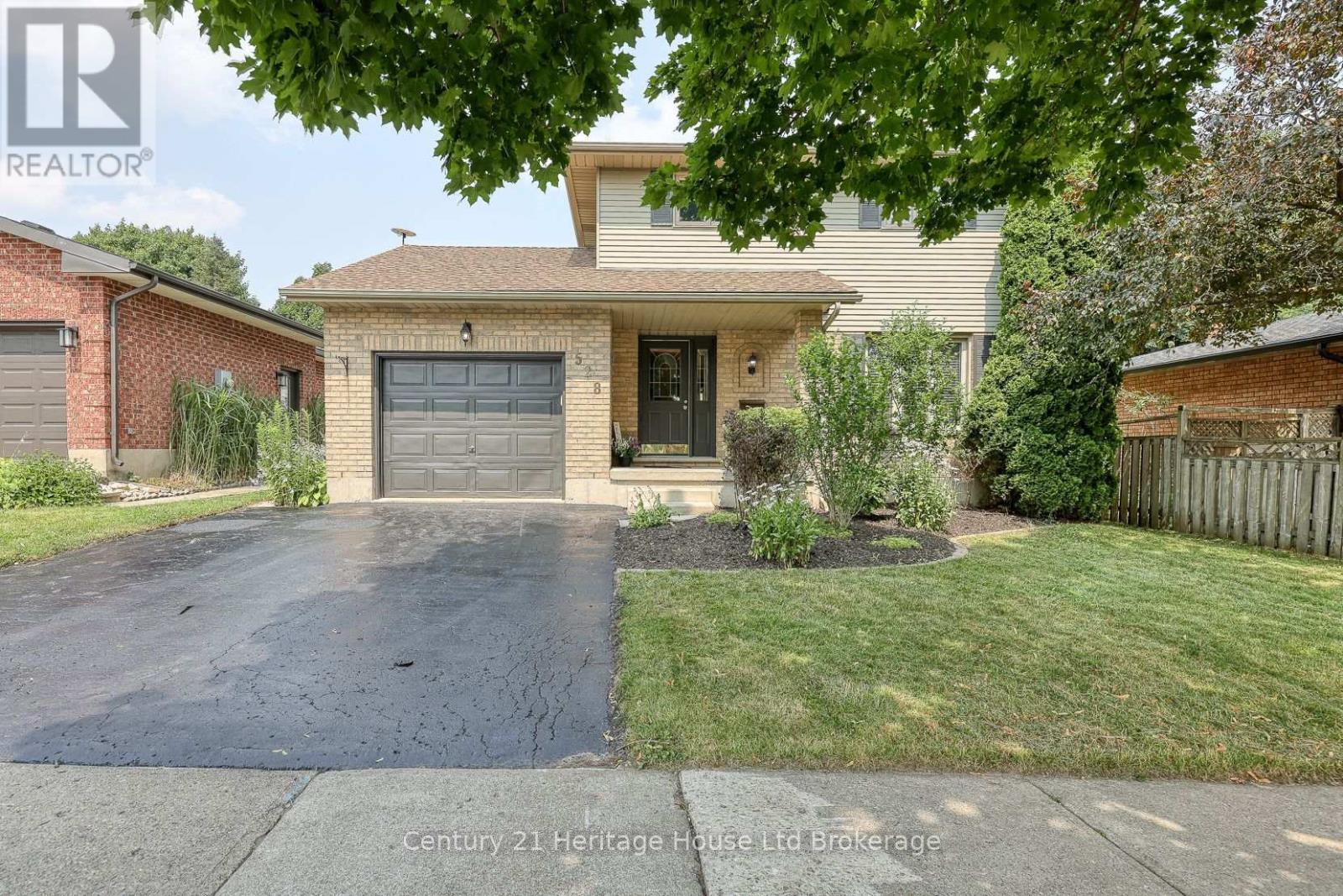 Property at 528 SPRINGBANK AVENUE N image 4