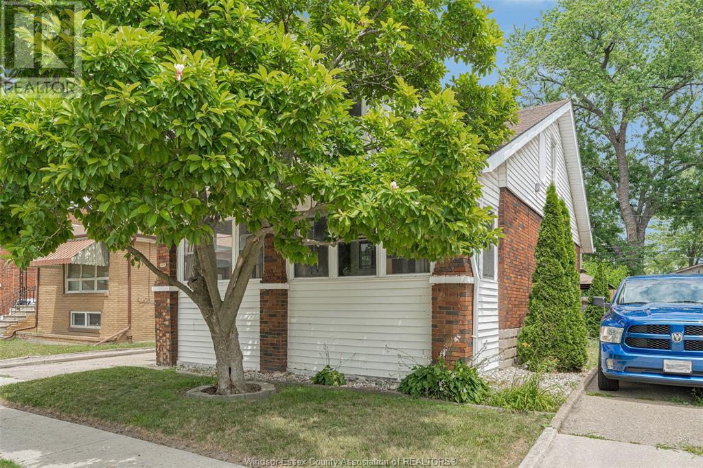 Property at 1620 ELLROSE image 2