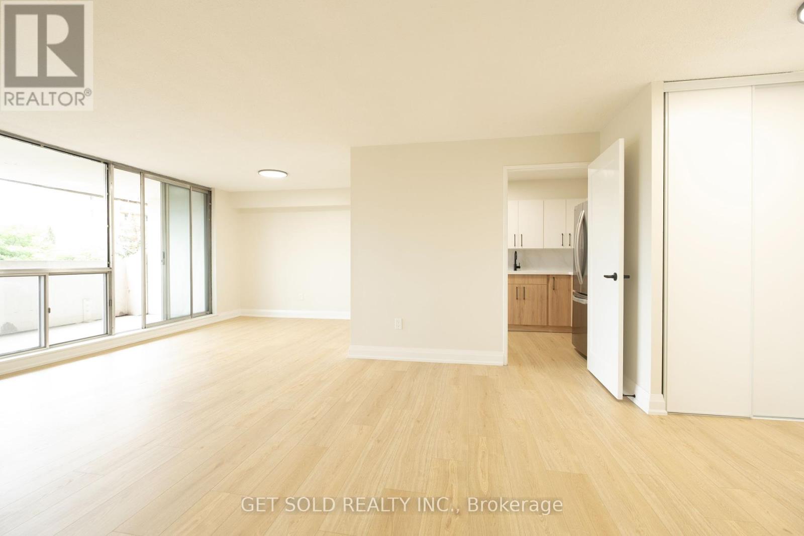 405 - 120 Dundalk Drive, Toronto, Ontario  M1P 4V9 - Photo 2 - E12285898