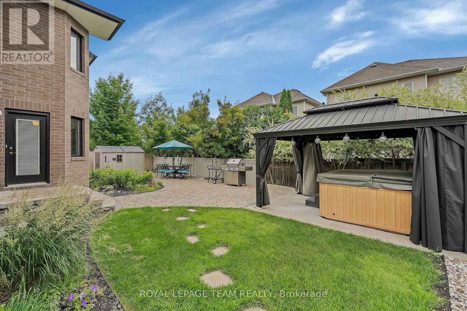 51 Bridle Crest Court, Ottawa, Ontario  K2M 0H5 - Photo 44 - X12286003