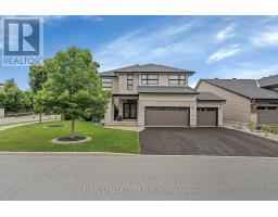 51 BRIDLE CREST COURT, Ottawa, Ontario
