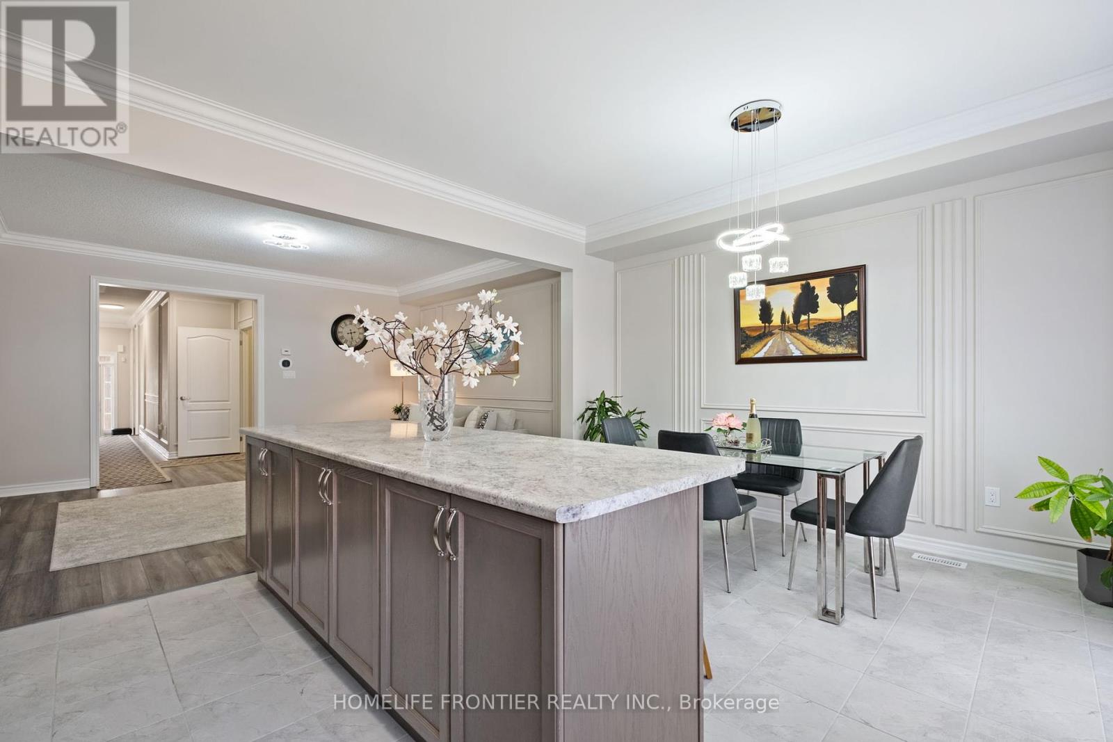 77 Beechborough Crescent, East Gwillimbury, Ontario  L9N 0N9 - Photo 16 - N12285928