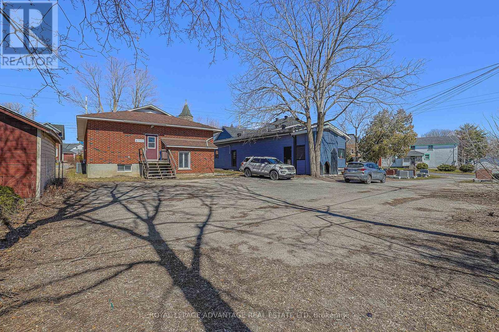 37 William Street E, Smiths Falls, Ontario K7A 1C3 - Photo 25 - X12143956