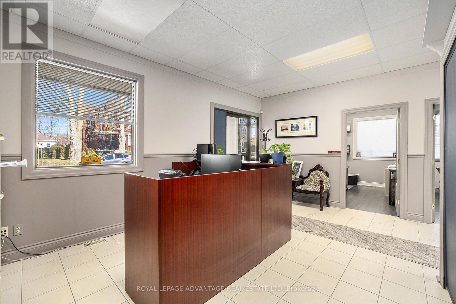 37 William Street E, Smiths Falls, Ontario K7A 1C3 - Photo 4 - X12143956