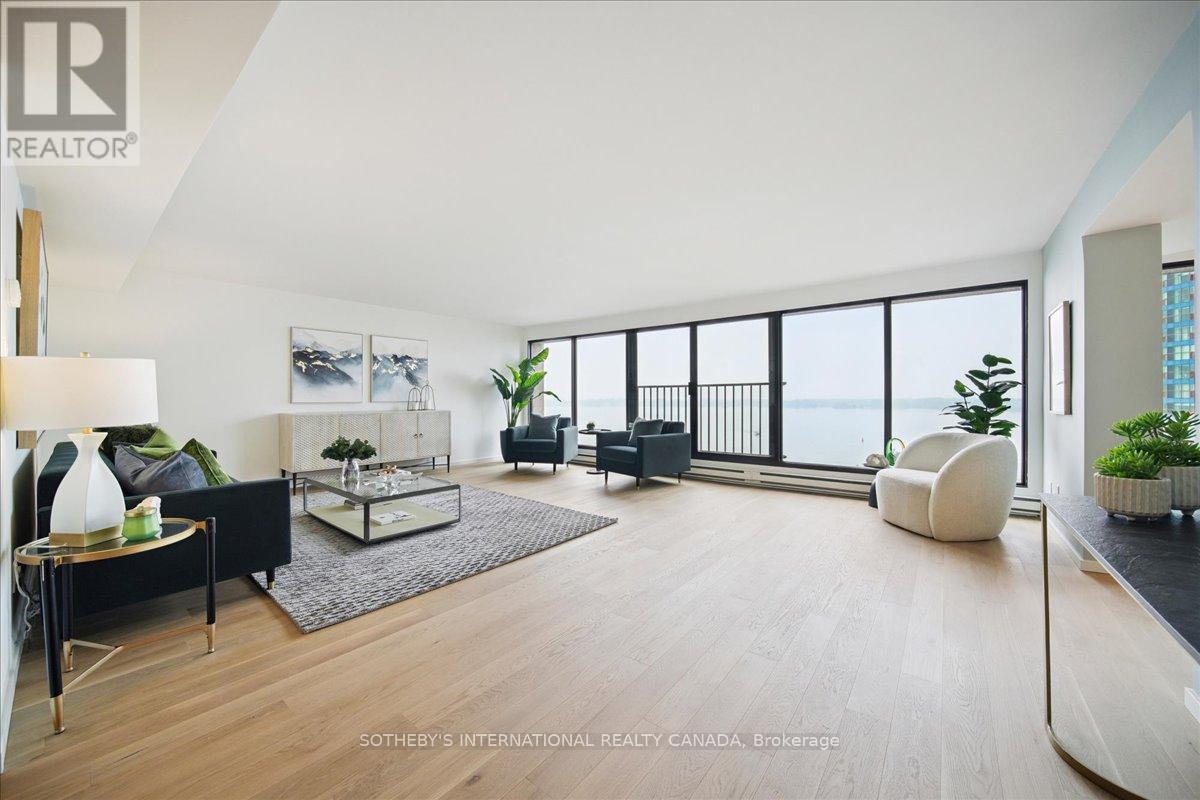 Property at 1110 - 65 HARBOUR SQUARE image 2