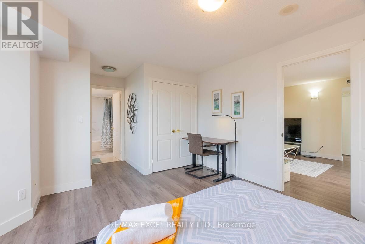 2208 - 5418 Yonge Street, Toronto (Willowdale West), Ontario  M2N 6X4 - Photo 19 - C12285862