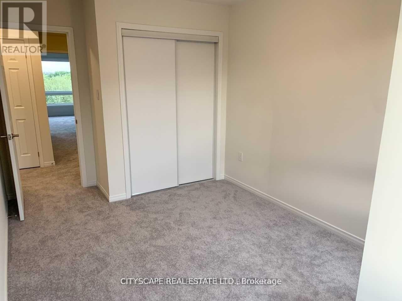 21 Woodstream Drive, Toronto, Ontario  M9W 0G1 - Photo 16 - W12285839