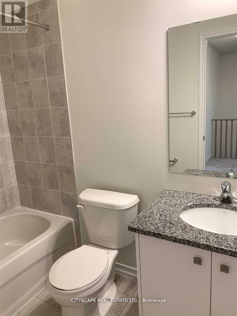 21 Woodstream Drive, Toronto, Ontario  M9W 0G1 - Photo 19 - W12285839