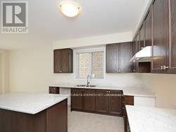 13 Doreen Drive, Thorold, Ontario  L3B 0G7 - Photo 14 - X12285857