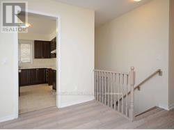 13 Doreen Drive, Thorold, Ontario  L3B 0G7 - Photo 18 - X12285857