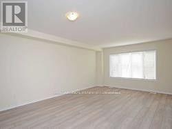 13 Doreen Drive, Thorold, Ontario  L3B 0G7 - Photo 8 - X12285857