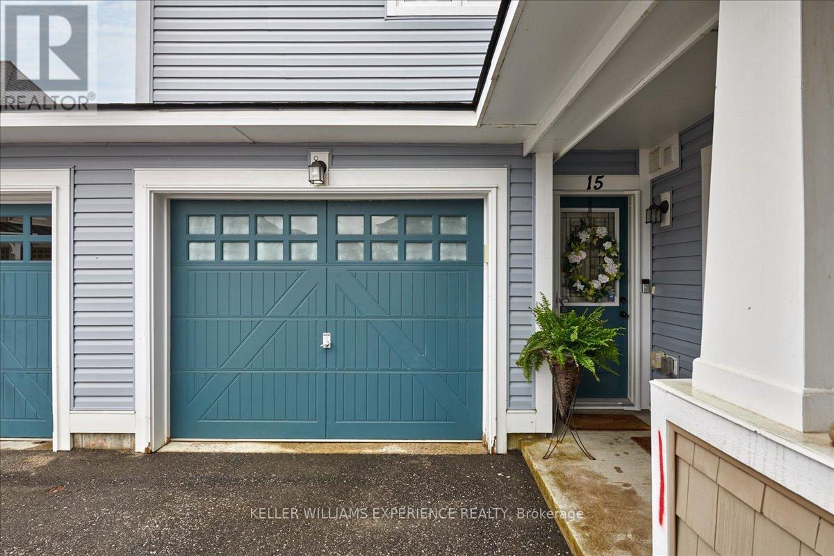 15 Carnoustie Lane, Georgian Bay, Ontario  L0K 1S0 - Photo 3 - X12285867