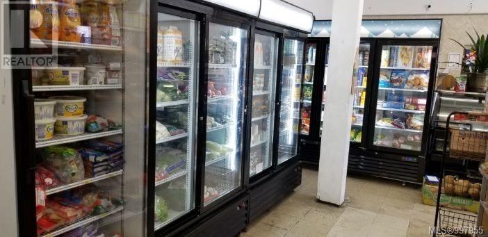 395 Nimpkish Dr, Gold River, British Columbia  V0P 1G0 - Photo 4 - 997955