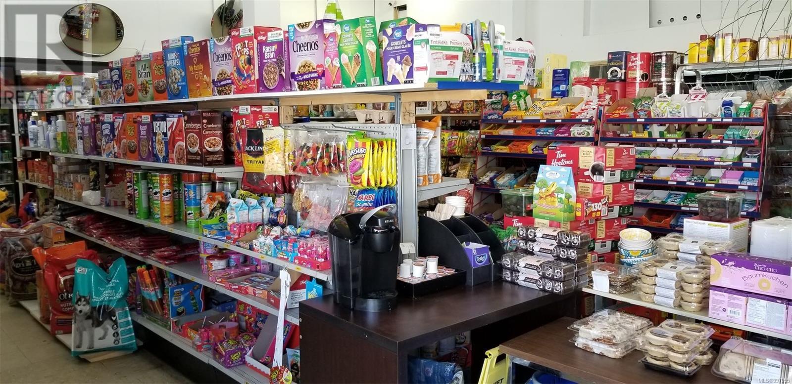 395 Nimpkish Dr, Gold River, British Columbia  V0P 1G0 - Photo 12 - 997955