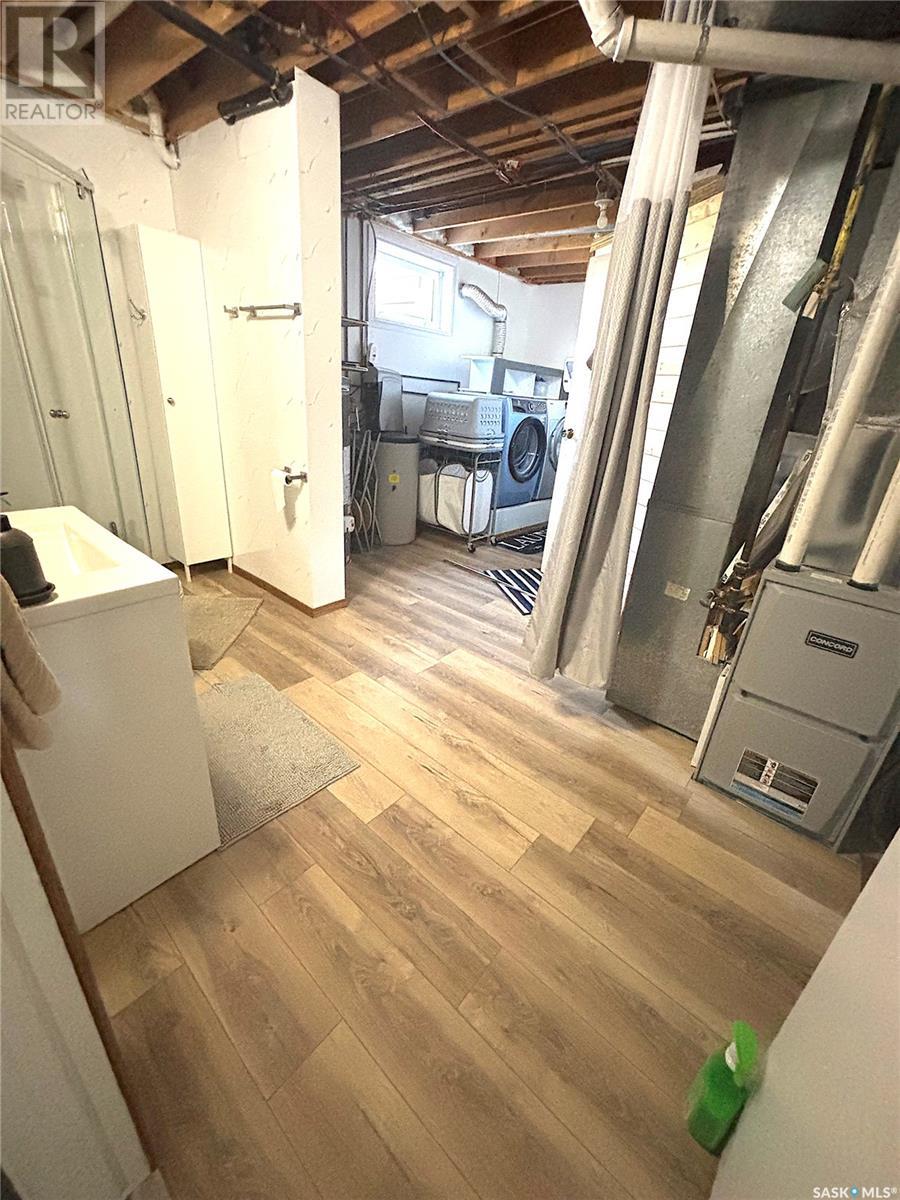 316 3rd Avenue, Meacham, Saskatchewan  S0K 2V0 - Photo 32 - SK005357