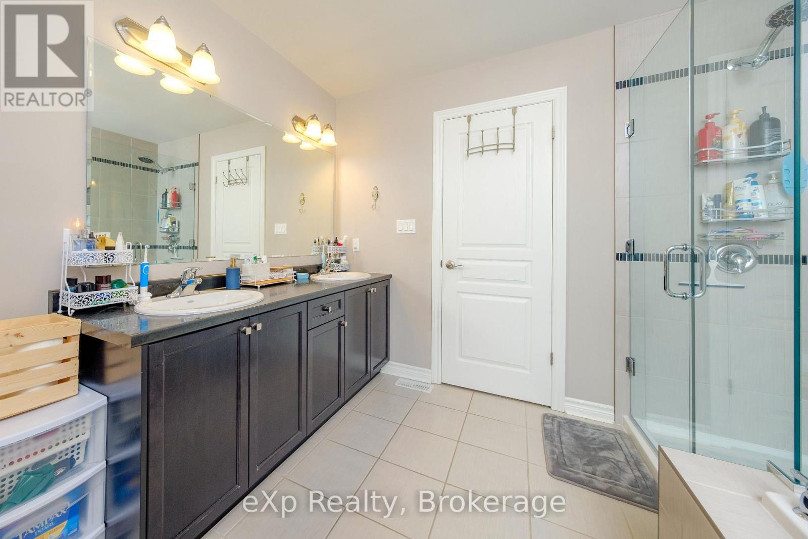 367 Sandy Acres Road, Saugeen Shores, Ontario  N0H 2C2 - Photo 11 - X12286085