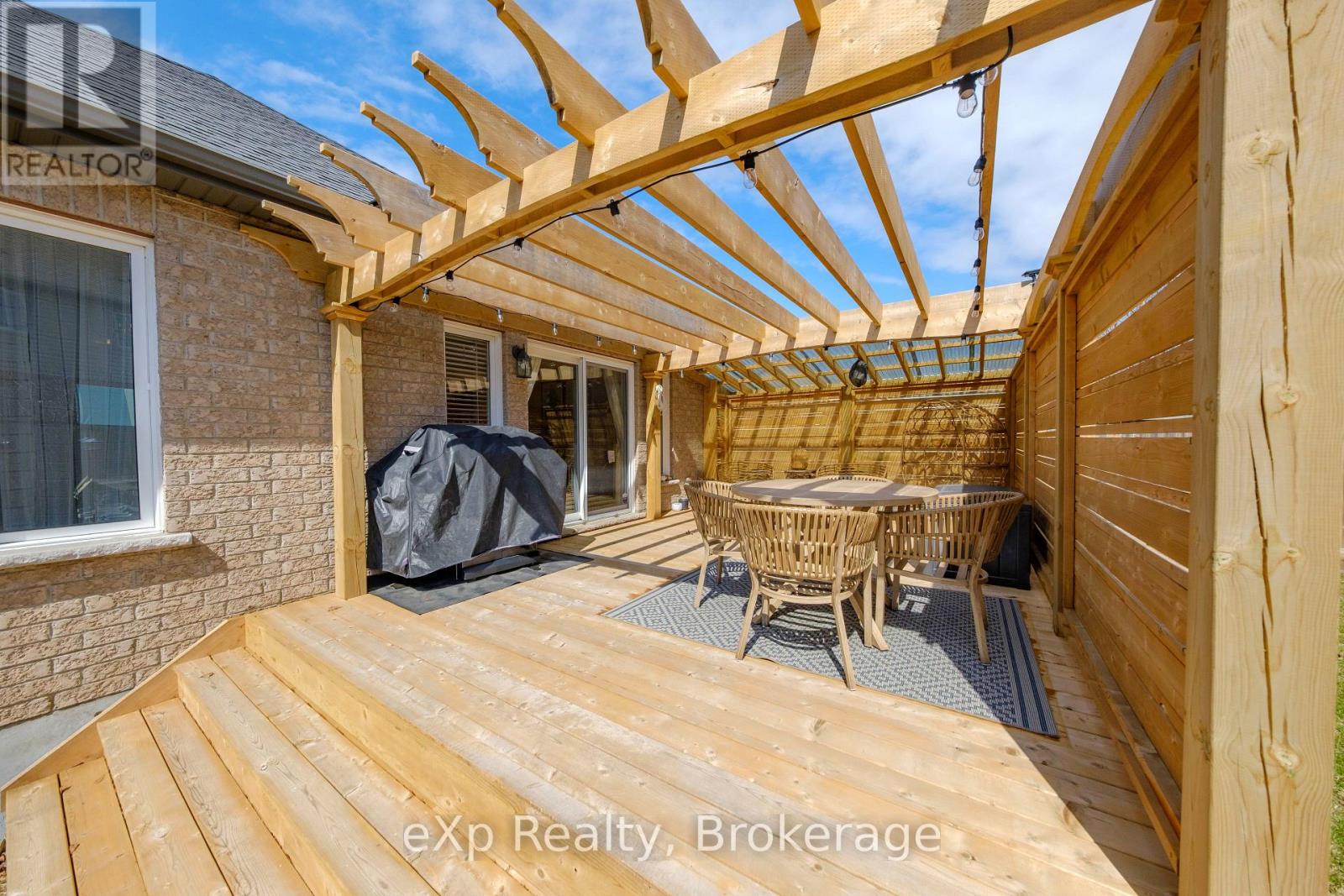 367 Sandy Acres Road, Saugeen Shores, Ontario  N0H 2C2 - Photo 21 - X12286085