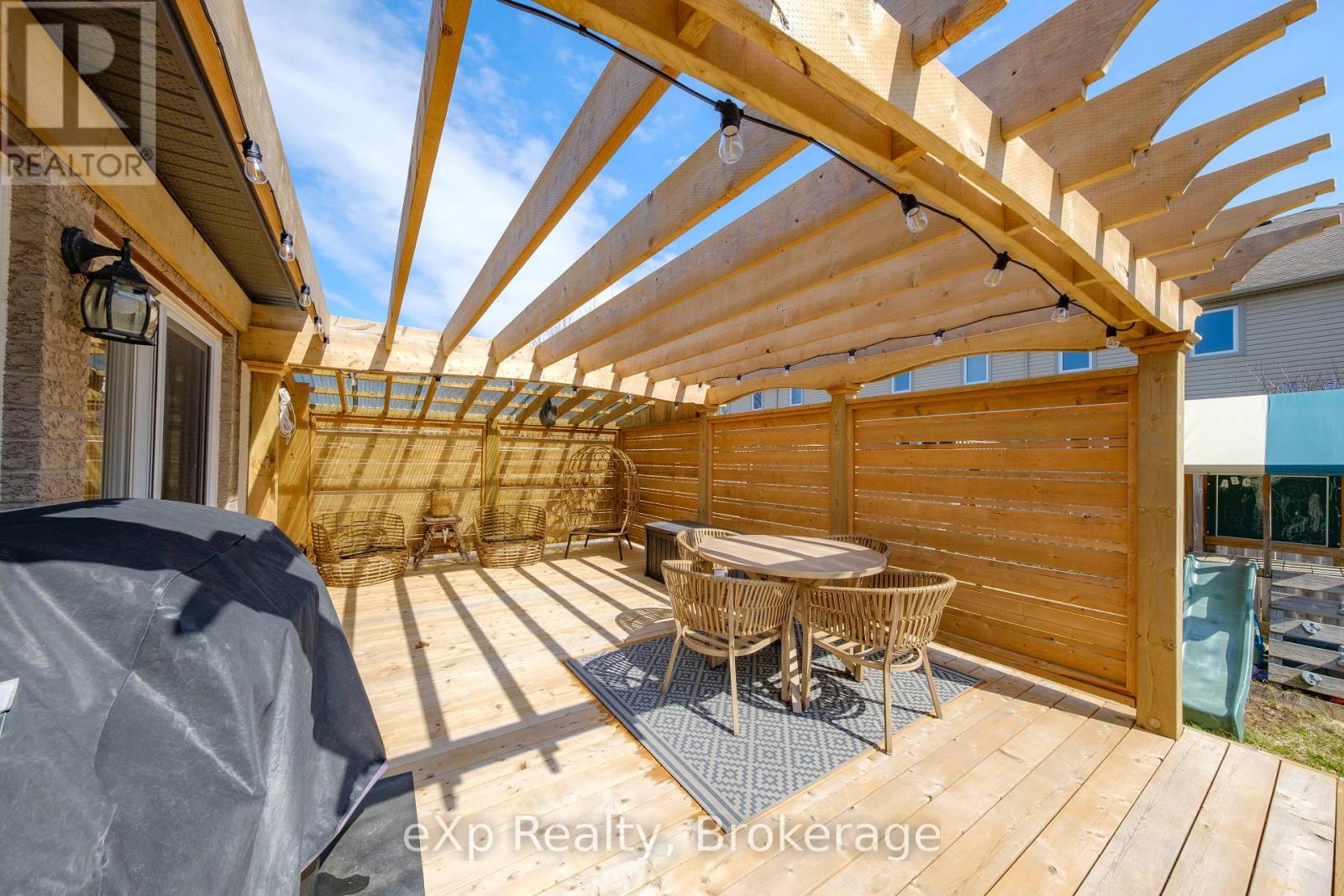 367 Sandy Acres Road, Saugeen Shores, Ontario  N0H 2C2 - Photo 22 - X12286085