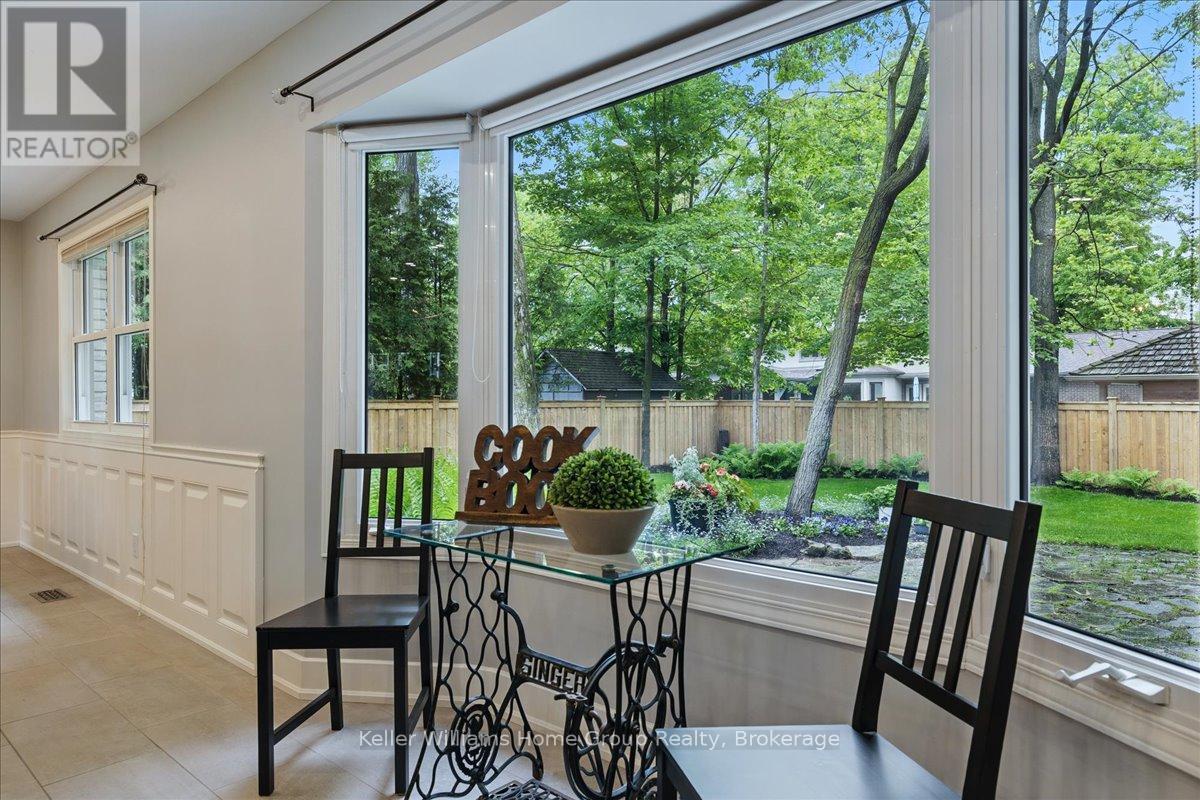 348 Old Stone Road, Waterloo, Ontario  N2K 1Z3 - Photo 12 - X12286089