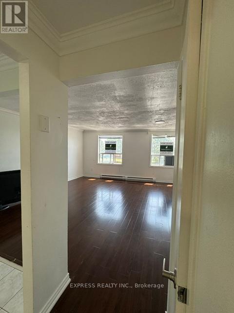 941a Lakeshore Road E, Mississauga (Lakeview), Ontario  L5E 1E3 - Photo 7 - W12235778