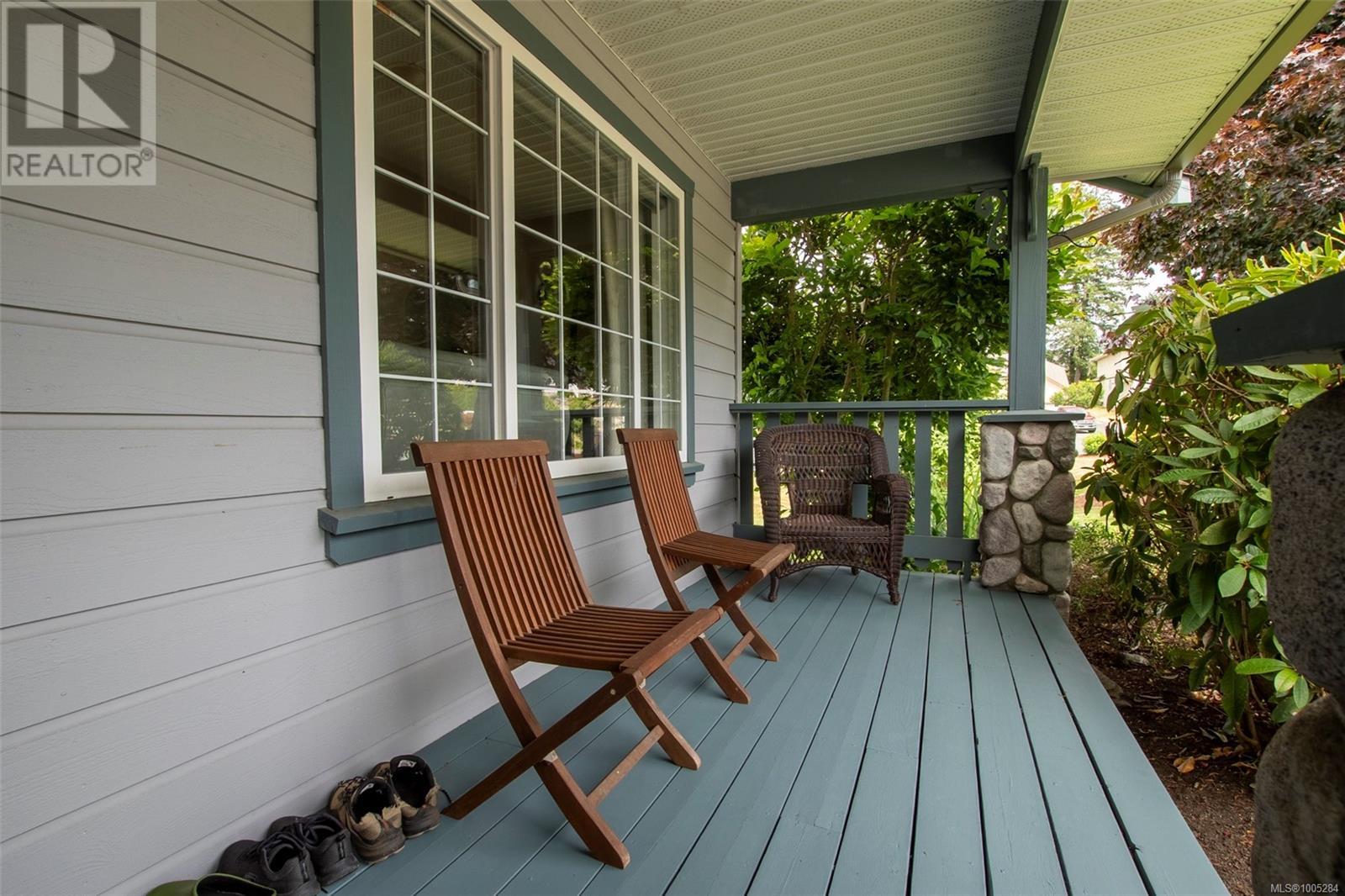Property at 6050 Eagle Ridge Terr image 3