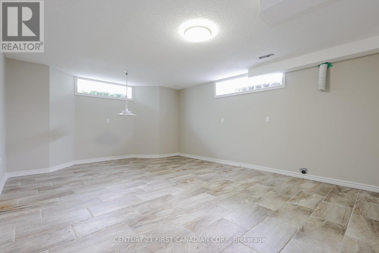 3480 Cuddy Drive, Adelaide Metcalfe, Ontario  N7G 3H6 - Photo 29 - X12286226