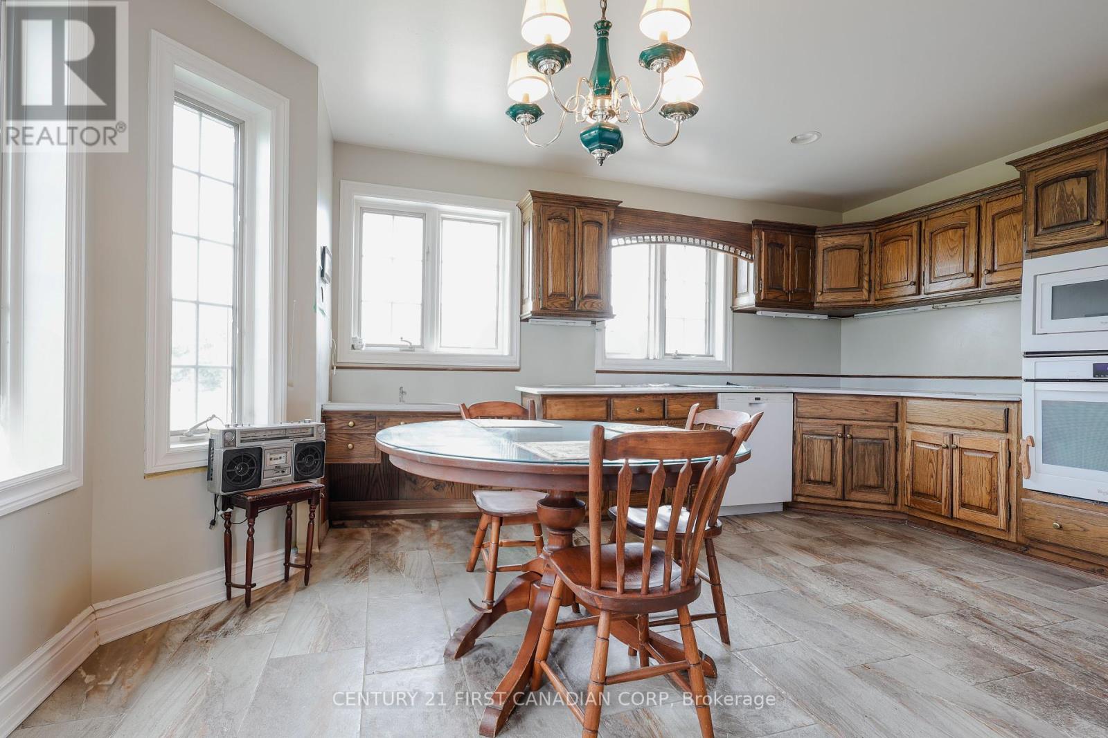 3480 Cuddy Drive, Adelaide Metcalfe, Ontario  N7G 3H6 - Photo 8 - X12286241