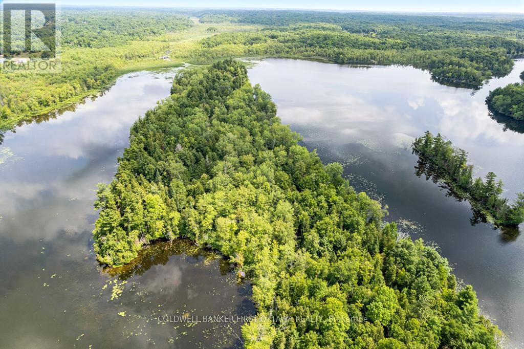 000 Graceys Island, Frontenac (Frontenac Centre), Ontario  K0H 2P0 - Photo 3 - X12286113