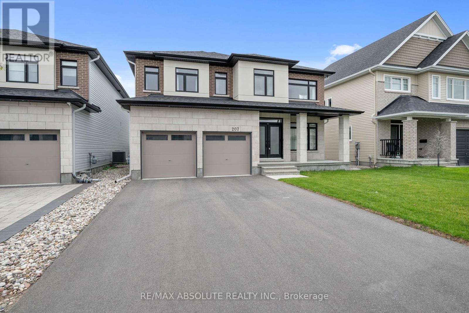 Property at 207 OSTERLEY WAY image 2
