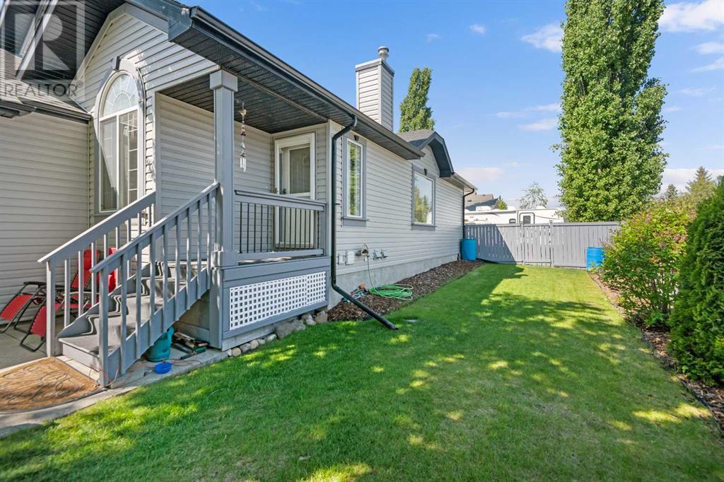 Property at 358 Somerset Drive SW image 3