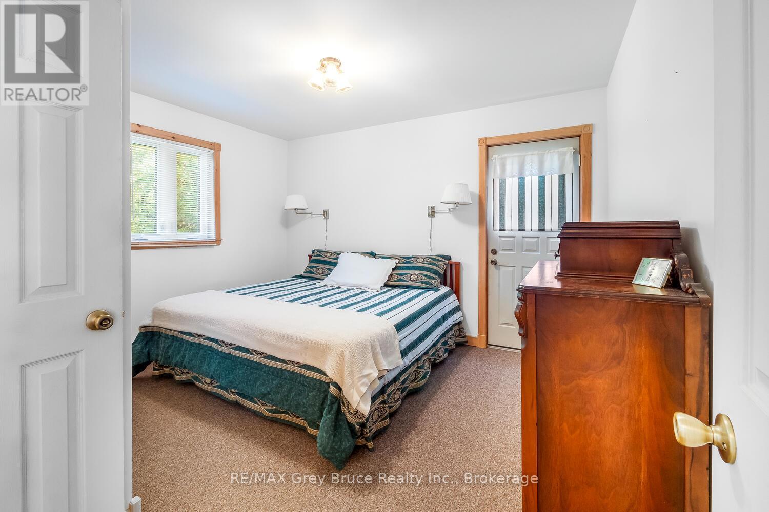 159 Zorra Drive, Northern Bruce Peninsula, Ontario  N0H 2R0 - Photo 15 - X12286237