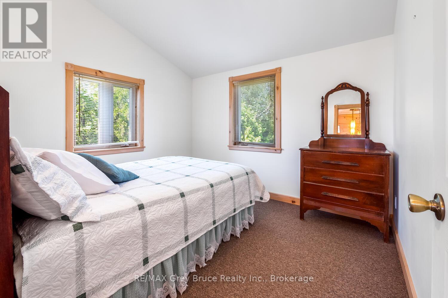 159 Zorra Drive, Northern Bruce Peninsula, Ontario  N0H 2R0 - Photo 22 - X12286237