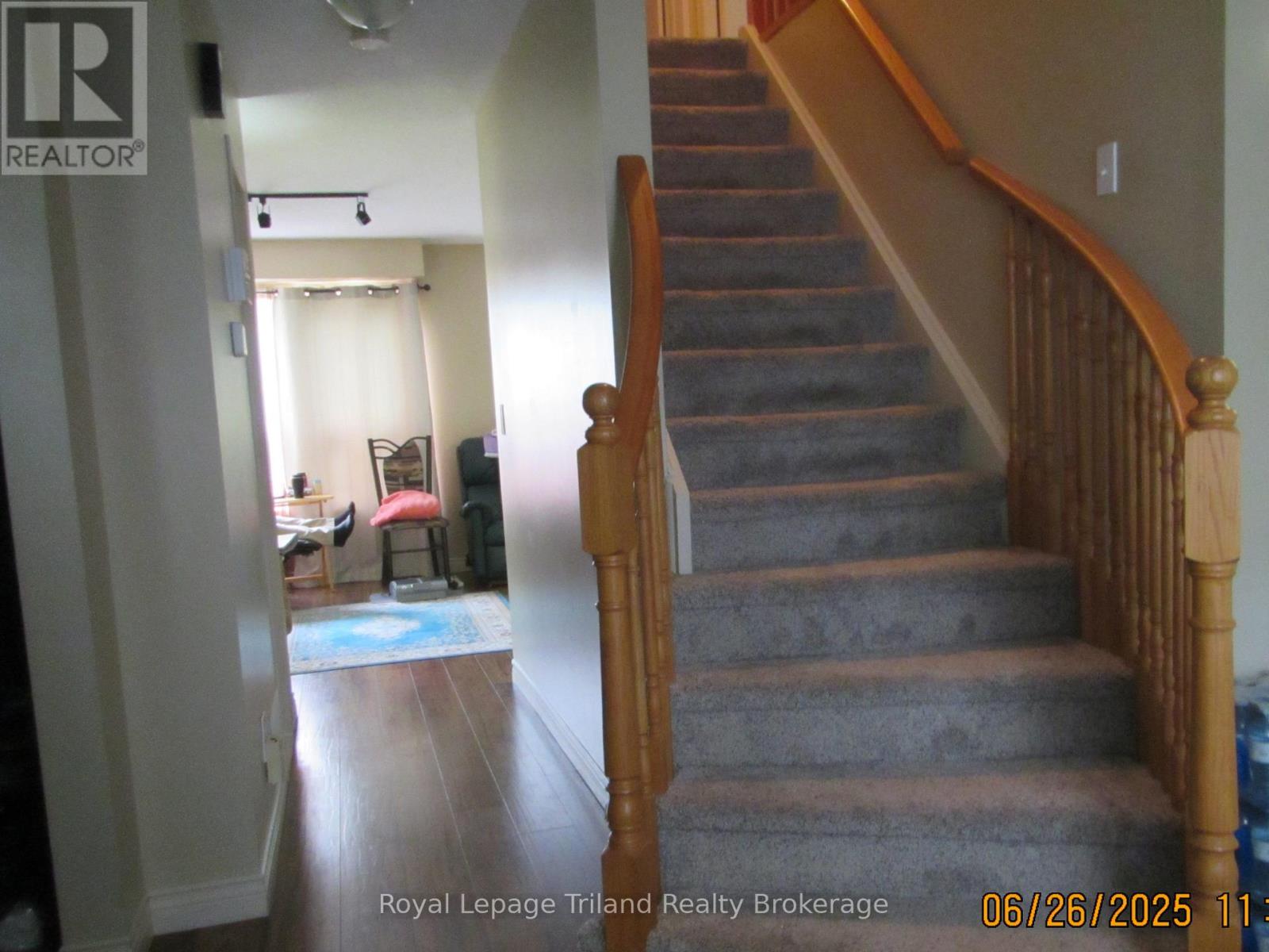 48 Canrobert Street, Woodstock, Ontario  N4S 8W9 - Photo 8 - X12249056