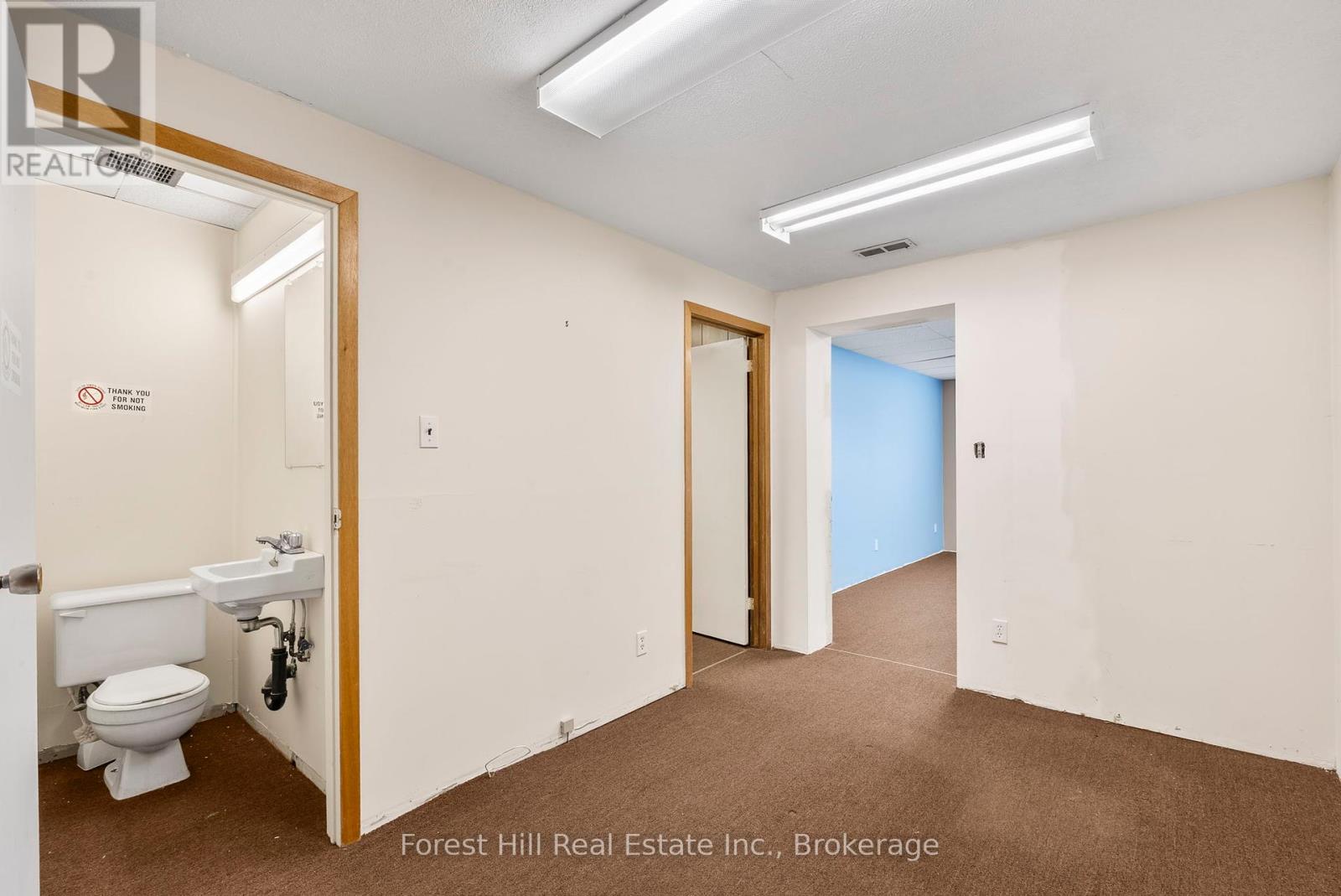 Unit #3 - 868 3rd Avenue E, Owen Sound, Ontario  N4K 2K5 - Photo 5 - X12286247