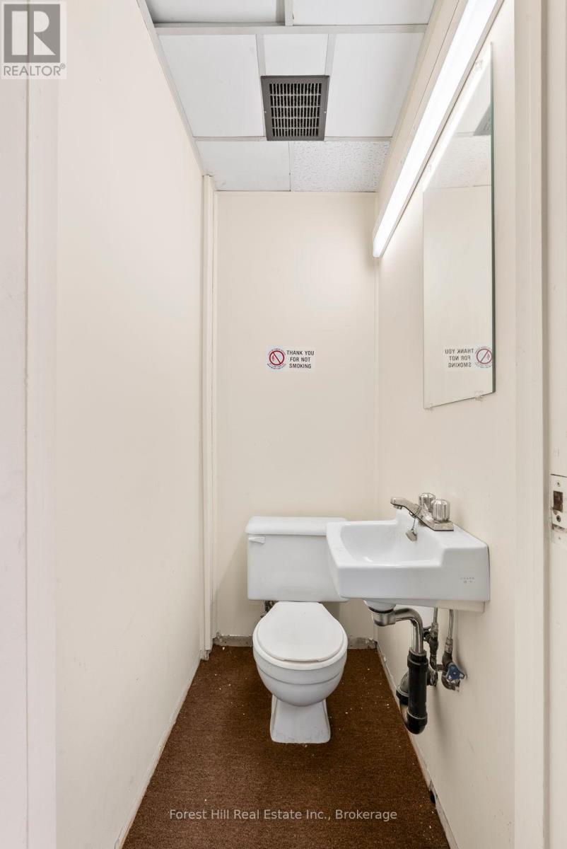 Unit #3 - 868 3rd Avenue E, Owen Sound, Ontario  N4K 2K5 - Photo 6 - X12286247