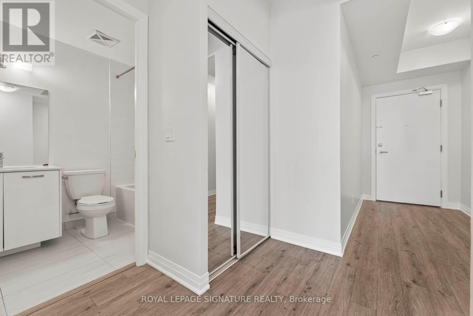 Property at 405 - 1630 QUEEN STREET E image 3