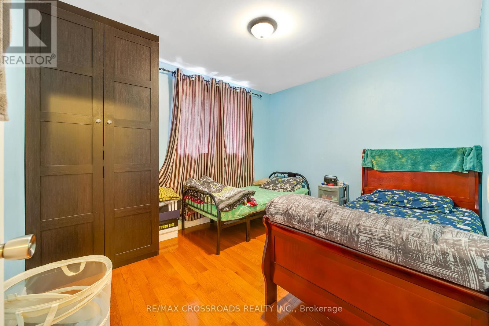 56 Hutcherson Square, Toronto, Ontario  M1B 1C6 - Photo 9 - E12286058