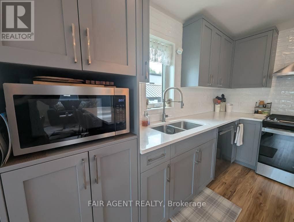 1411 - 5007 On-21 Highway, Saugeen Shores, Ontario  N0H 2C5 - Photo 6 - X12268309