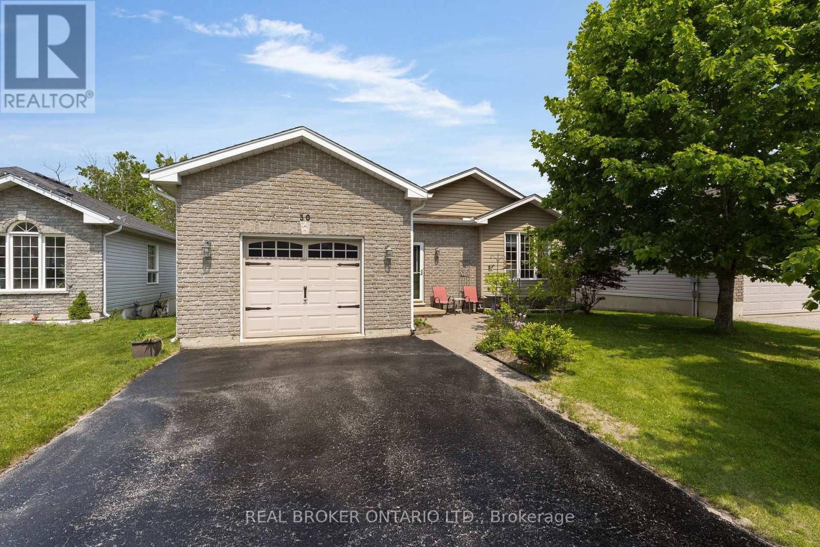 Property at 30 GEORGIAS WALK image 2