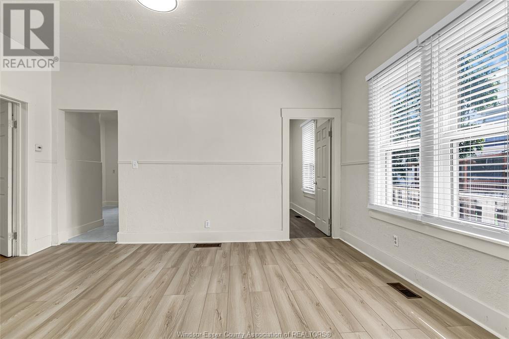 Property at 933 CHATHAM STREET East image 5