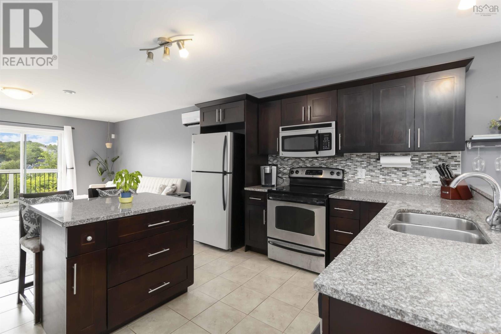 Property at 31 Halef Court image 5